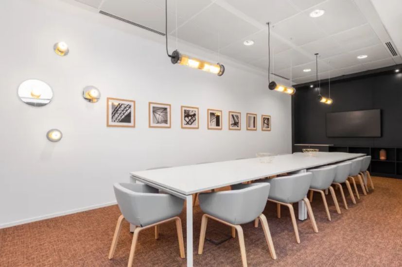 Regus The District